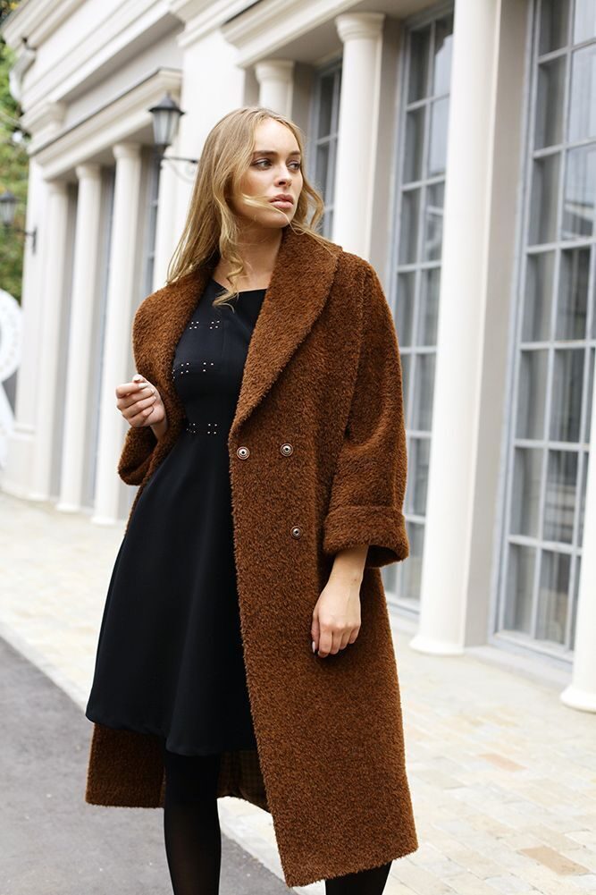 Женское итальянское пальто из ворсовой ткани с альпакой  коричневого цвета 44 размер (последнее)